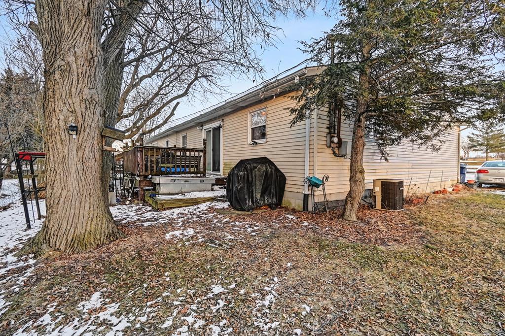 151 West Smiley Avenue Unit C & D, Shelby, Ohio 44875, 4 Bedrooms Bedrooms, ,Residential Income,For Sale,West Smiley Avenue Unit C & D,9070344