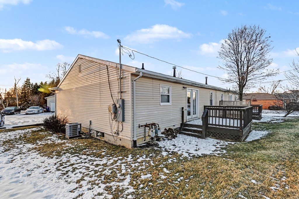 151 West Smiley Ave Unit A & B, Shelby, Ohio 44875, 4 Bedrooms Bedrooms, ,Residential Income,For Sale,West Smiley Ave Unit A & B,9070345