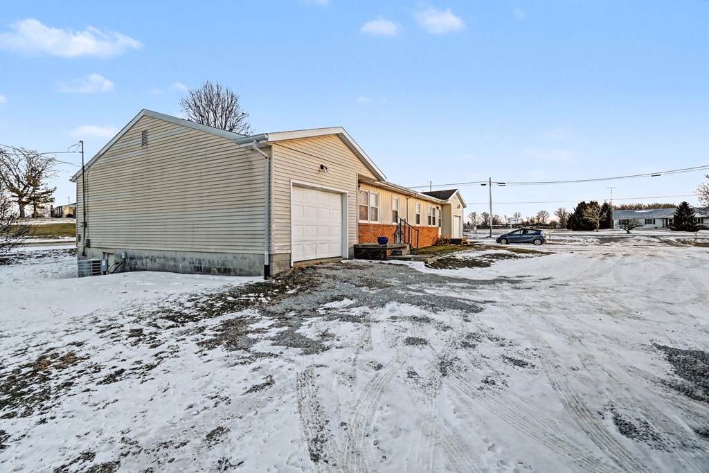 151 West Smiley Ave Unit A & B, Shelby, Ohio 44875, 4 Bedrooms Bedrooms, ,Residential Income,For Sale,West Smiley Ave Unit A & B,9070345