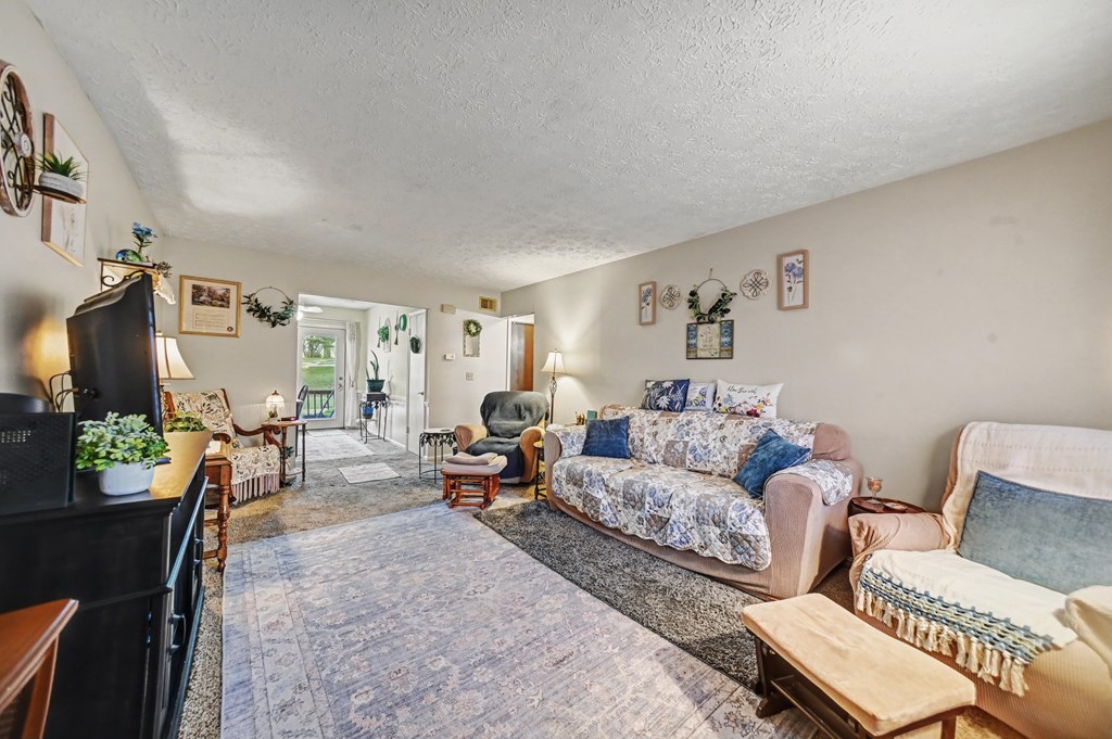 151 West Smiley Ave Unit A & B, Shelby, Ohio 44875, 4 Bedrooms Bedrooms, ,Residential Income,For Sale,West Smiley Ave Unit A & B,9070345