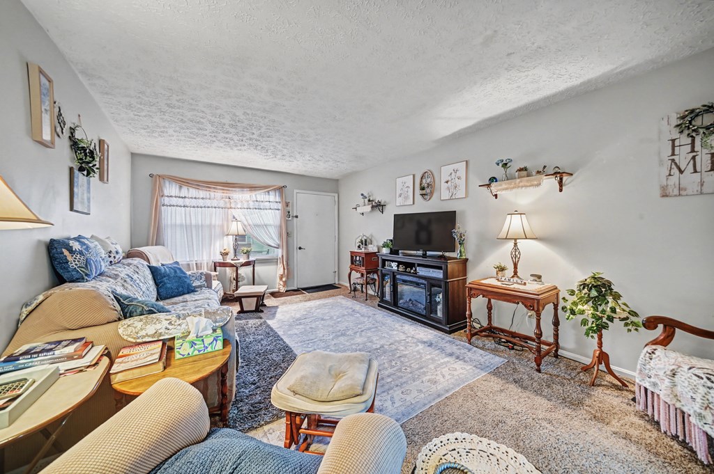 151 West Smiley Ave Unit A & B, Shelby, Ohio 44875, 4 Bedrooms Bedrooms, ,Residential Income,For Sale,West Smiley Ave Unit A & B,9070345