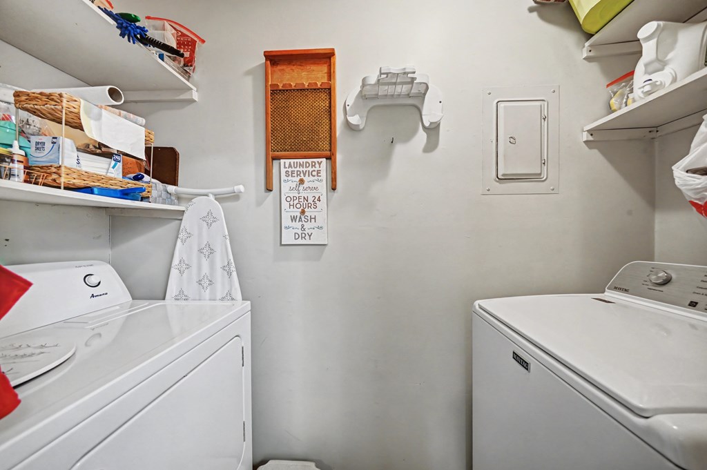 151 West Smiley Ave Unit A & B, Shelby, Ohio 44875, 4 Bedrooms Bedrooms, ,Residential Income,For Sale,West Smiley Ave Unit A & B,9070345