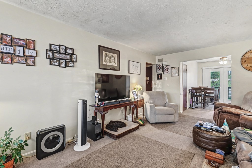 151 West Smiley Ave Unit A & B, Shelby, Ohio 44875, 4 Bedrooms Bedrooms, ,Residential Income,For Sale,West Smiley Ave Unit A & B,9070345