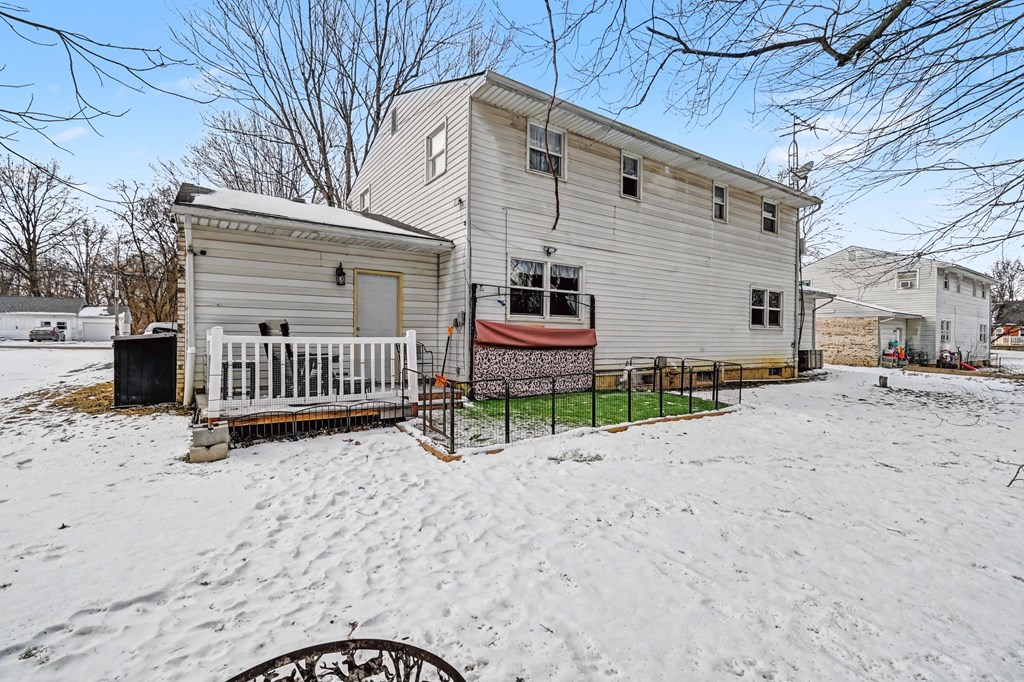 942 -944 Mayflower Avenue, Mansfield, Ohio 44905, 4 Bedrooms Bedrooms, ,Residential Income,For Sale,-944 Mayflower Avenue,9070346