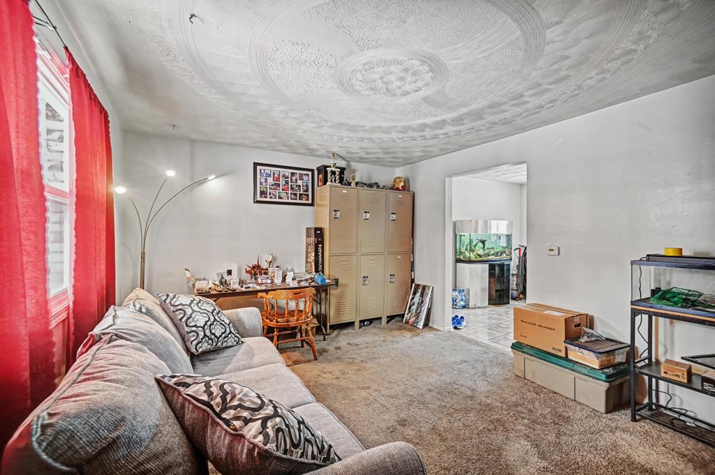 942 -944 Mayflower Avenue, Mansfield, Ohio 44905, 4 Bedrooms Bedrooms, ,Residential Income,For Sale,-944 Mayflower Avenue,9070346