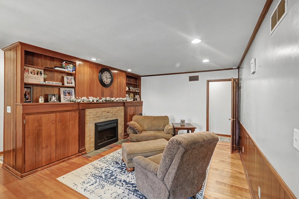 1163 Rosedale Avenue, Bucyrus, Ohio 44820, 3 Bedrooms Bedrooms, ,2 BathroomsBathrooms,Residential,For Sale,Rosedale Avenue,9070347