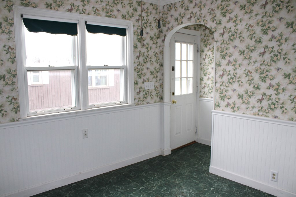 21 Parrott Street, Mount Vernon, Ohio 43050, 3 Bedrooms Bedrooms, ,2 BathroomsBathrooms,Residential,For Sale,Parrott Street,9070362 21 Parrott Street, Mount Vernon, Ohio 43050, 3 Bedrooms Bedrooms, ,2 BathroomsBathrooms,Residential,For Sale,Parrott Street,9070362