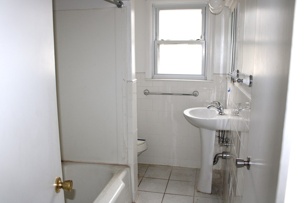 21 Parrott Street, Mount Vernon, Ohio 43050, 3 Bedrooms Bedrooms, ,2 BathroomsBathrooms,Residential,For Sale,Parrott Street,9070362 21 Parrott Street, Mount Vernon, Ohio 43050, 3 Bedrooms Bedrooms, ,2 BathroomsBathrooms,Residential,For Sale,Parrott Street,9070362