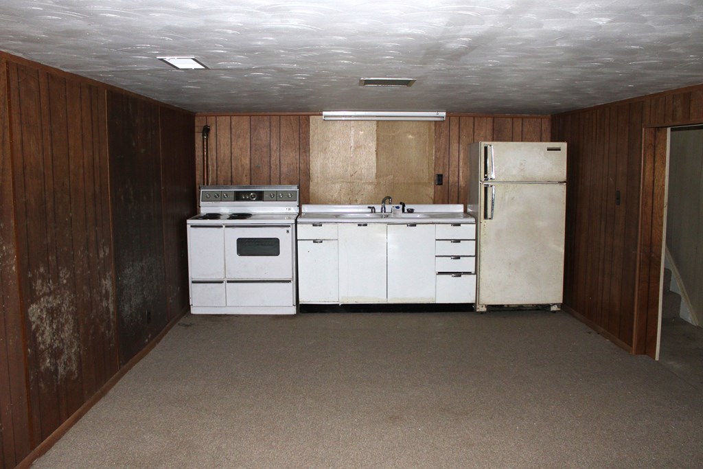 21 Parrott Street, Mount Vernon, Ohio 43050, 3 Bedrooms Bedrooms, ,2 BathroomsBathrooms,Residential,For Sale,Parrott Street,9070362 21 Parrott Street, Mount Vernon, Ohio 43050, 3 Bedrooms Bedrooms, ,2 BathroomsBathrooms,Residential,For Sale,Parrott Street,9070362