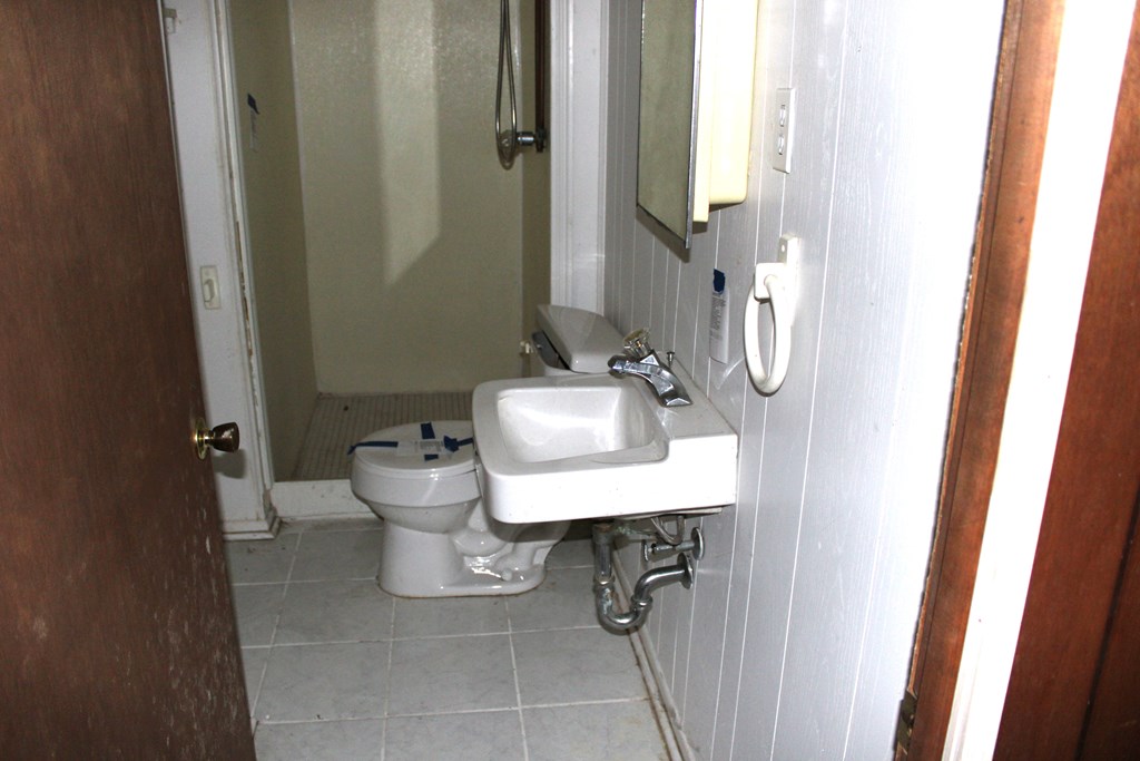 21 Parrott Street, Mount Vernon, Ohio 43050, 3 Bedrooms Bedrooms, ,2 BathroomsBathrooms,Residential,For Sale,Parrott Street,9070362 21 Parrott Street, Mount Vernon, Ohio 43050, 3 Bedrooms Bedrooms, ,2 BathroomsBathrooms,Residential,For Sale,Parrott Street,9070362