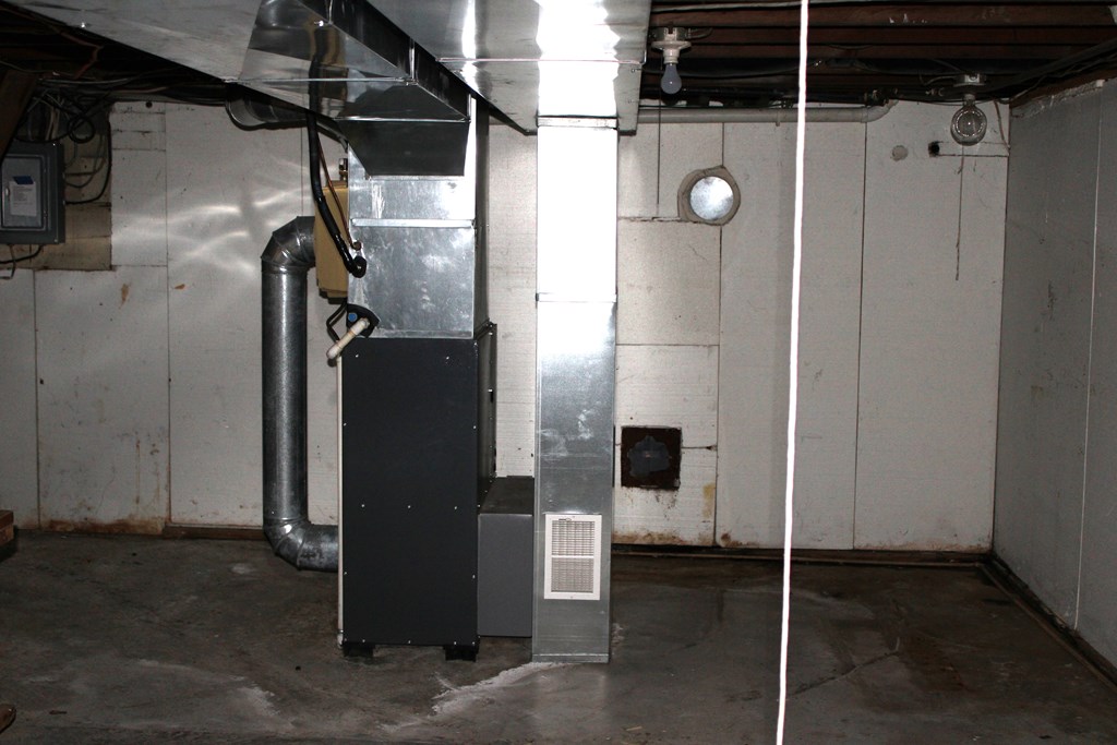 21 Parrott Street, Mount Vernon, Ohio 43050, 3 Bedrooms Bedrooms, ,2 BathroomsBathrooms,Residential,For Sale,Parrott Street,9070362 21 Parrott Street, Mount Vernon, Ohio 43050, 3 Bedrooms Bedrooms, ,2 BathroomsBathrooms,Residential,For Sale,Parrott Street,9070362