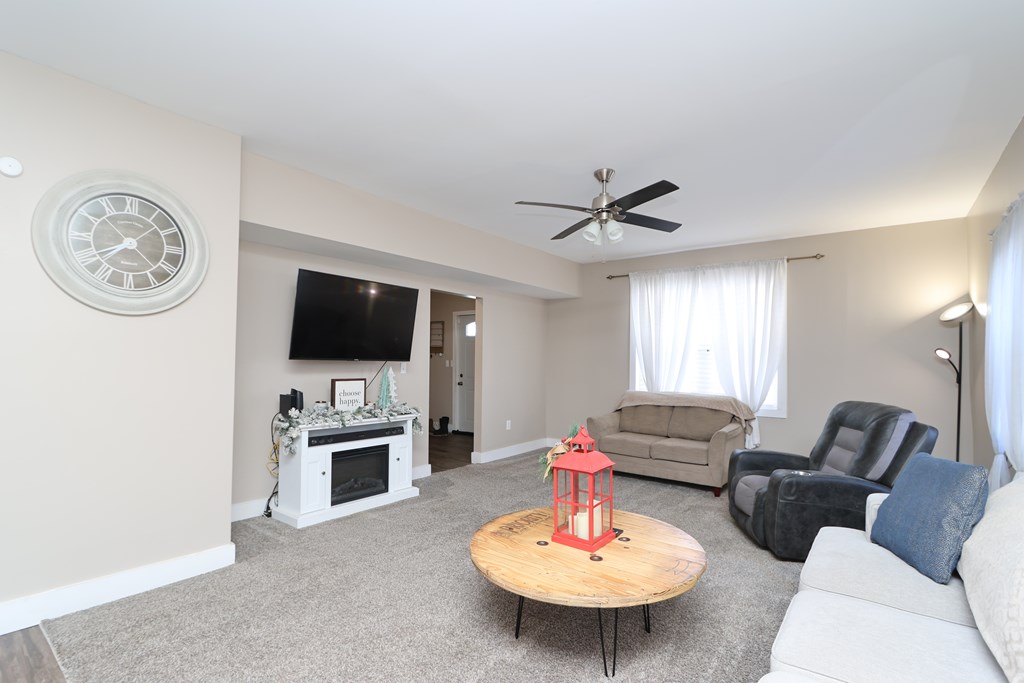 127 N Pierce Street, Crestline, Ohio 44827, 3 Bedrooms Bedrooms, ,2 BathroomsBathrooms,Residential,For Sale,Pierce Street,9070367