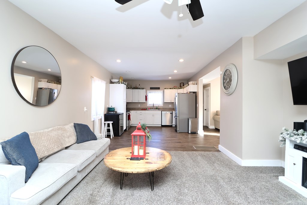 127 N Pierce Street, Crestline, Ohio 44827, 3 Bedrooms Bedrooms, ,2 BathroomsBathrooms,Residential,For Sale,Pierce Street,9070367