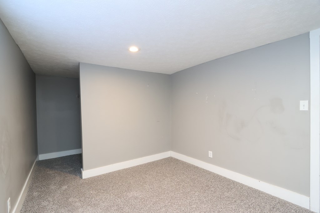 211 N Mcelroy Road, Mansfield, Ohio 44905, 3 Bedrooms Bedrooms, ,1 BathroomBathrooms,Residential,For Sale,Mcelroy Road,9070380 211 N Mcelroy Road, Mansfield, Ohio 44905, 3 Bedrooms Bedrooms, ,1 BathroomBathrooms,Residential,For Sale,Mcelroy Road,9070380