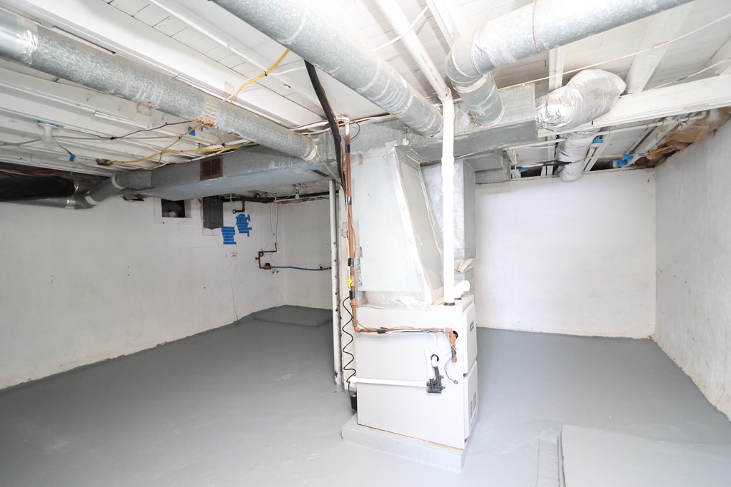 211 N Mcelroy Road, Mansfield, Ohio 44905, 3 Bedrooms Bedrooms, ,1 BathroomBathrooms,Residential,For Sale,Mcelroy Road,9070380 211 N Mcelroy Road, Mansfield, Ohio 44905, 3 Bedrooms Bedrooms, ,1 BathroomBathrooms,Residential,For Sale,Mcelroy Road,9070380