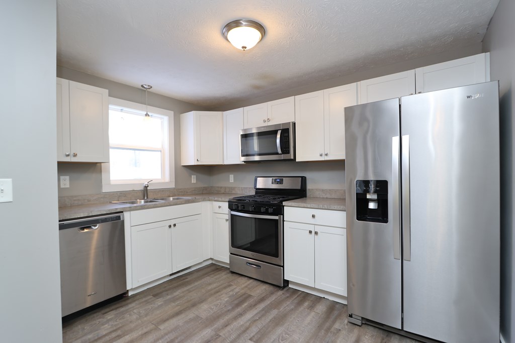 211 N Mcelroy Road, Mansfield, Ohio 44905, 3 Bedrooms Bedrooms, ,1 BathroomBathrooms,Residential,For Sale,Mcelroy Road,9070380 211 N Mcelroy Road, Mansfield, Ohio 44905, 3 Bedrooms Bedrooms, ,1 BathroomBathrooms,Residential,For Sale,Mcelroy Road,9070380