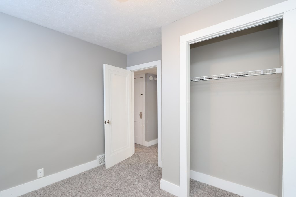 211 N Mcelroy Road, Mansfield, Ohio 44905, 3 Bedrooms Bedrooms, ,1 BathroomBathrooms,Residential,For Sale,Mcelroy Road,9070380 211 N Mcelroy Road, Mansfield, Ohio 44905, 3 Bedrooms Bedrooms, ,1 BathroomBathrooms,Residential,For Sale,Mcelroy Road,9070380