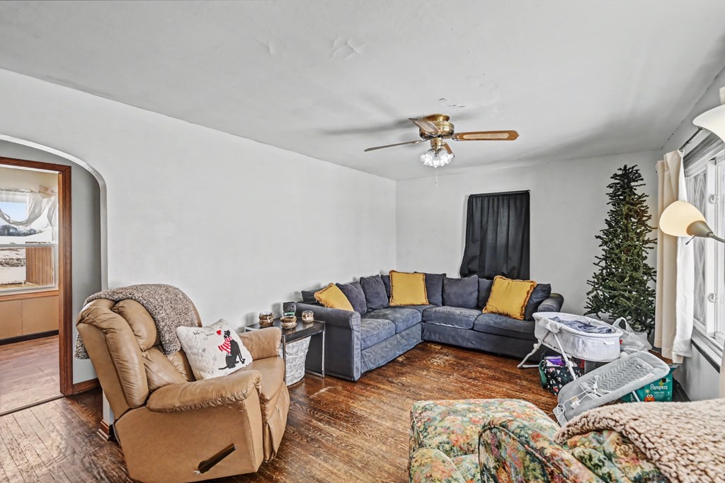 1184 State Route 61, Galion, Ohio 44833, 3 Bedrooms Bedrooms, ,1 BathroomBathrooms,Residential,For Sale,State Route 61,9070342