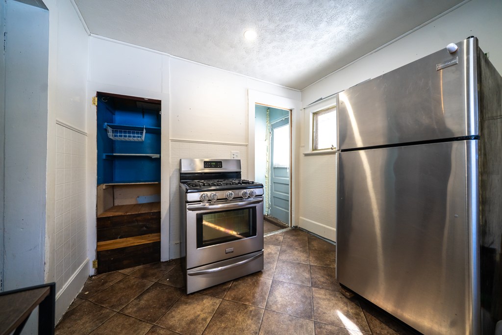 416 S Pearl Street, Crestline, Ohio 44827, 3 Bedrooms Bedrooms, ,1 BathroomBathrooms,Residential,For Sale,Pearl Street,9070385