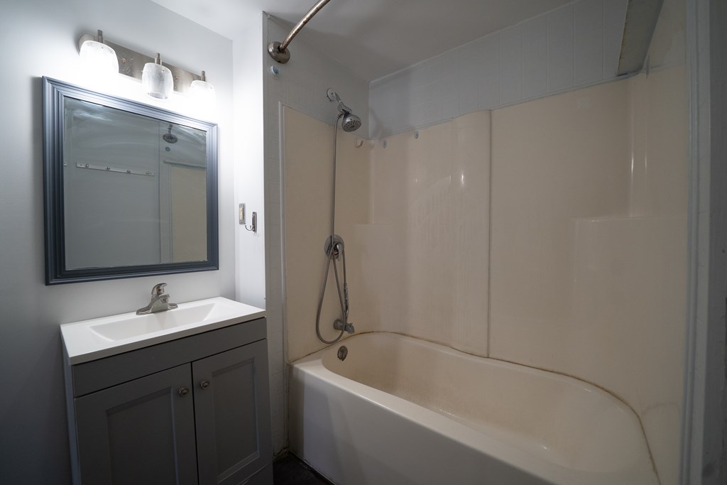 416 S Pearl Street, Crestline, Ohio 44827, 3 Bedrooms Bedrooms, ,1 BathroomBathrooms,Residential,For Sale,Pearl Street,9070385