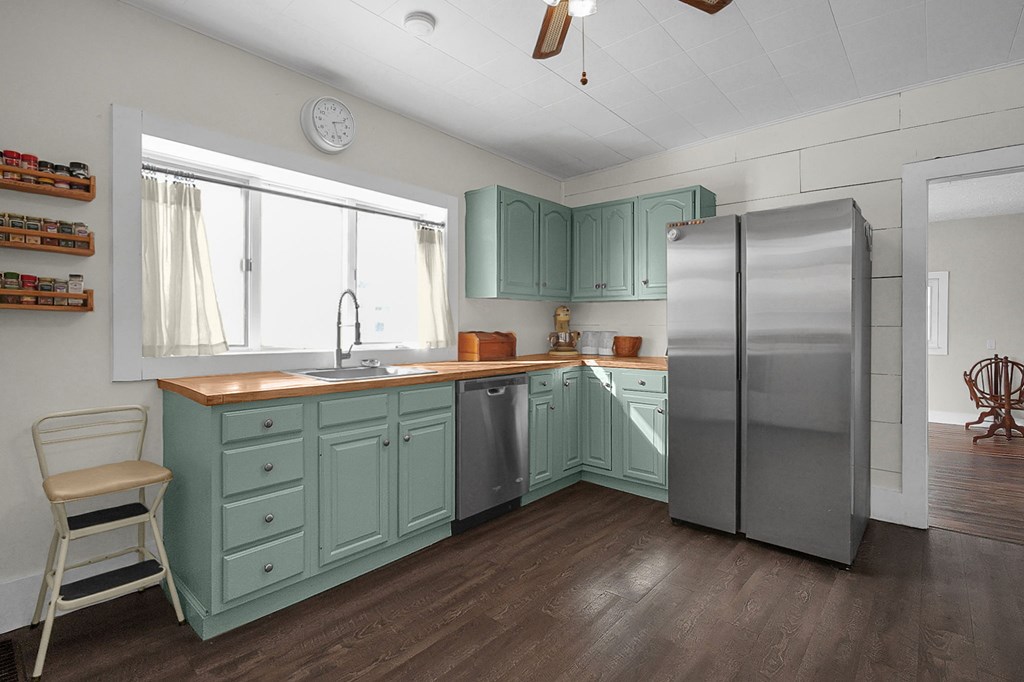 60 S Portland Street, Chesterville, Ohio 43317, 4 Bedrooms Bedrooms, ,1 BathroomBathrooms,Residential,For Sale,Portland Street,9070386 60 S Portland Street, Chesterville, Ohio 43317, 4 Bedrooms Bedrooms, ,1 BathroomBathrooms,Residential,For Sale,Portland Street,9070386