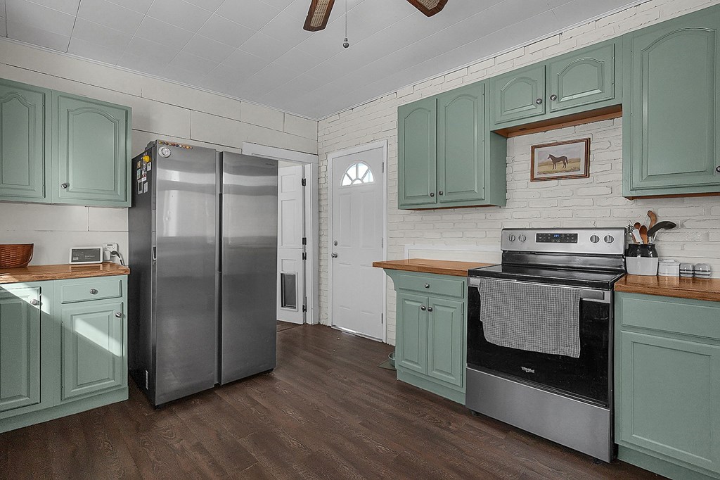 60 S Portland Street, Chesterville, Ohio 43317, 4 Bedrooms Bedrooms, ,1 BathroomBathrooms,Residential,For Sale,Portland Street,9070386 60 S Portland Street, Chesterville, Ohio 43317, 4 Bedrooms Bedrooms, ,1 BathroomBathrooms,Residential,For Sale,Portland Street,9070386