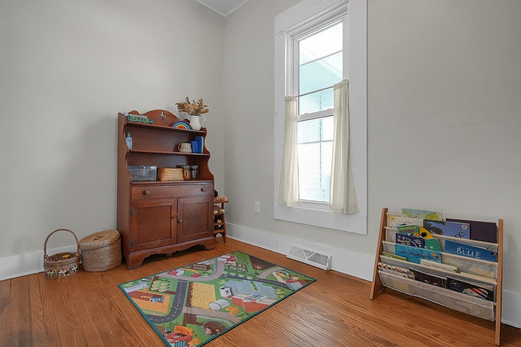 60 S Portland Street, Chesterville, Ohio 43317, 4 Bedrooms Bedrooms, ,1 BathroomBathrooms,Residential,For Sale,Portland Street,9070386 60 S Portland Street, Chesterville, Ohio 43317, 4 Bedrooms Bedrooms, ,1 BathroomBathrooms,Residential,For Sale,Portland Street,9070386