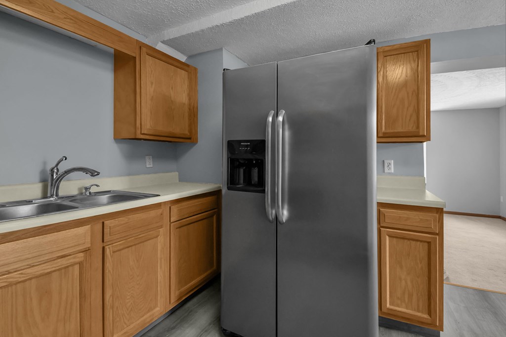 111 E Tiffin Street, Willard, Ohio 44890, 4 Bedrooms Bedrooms, ,2 BathroomsBathrooms,Residential,For Sale,Tiffin Street,9070387