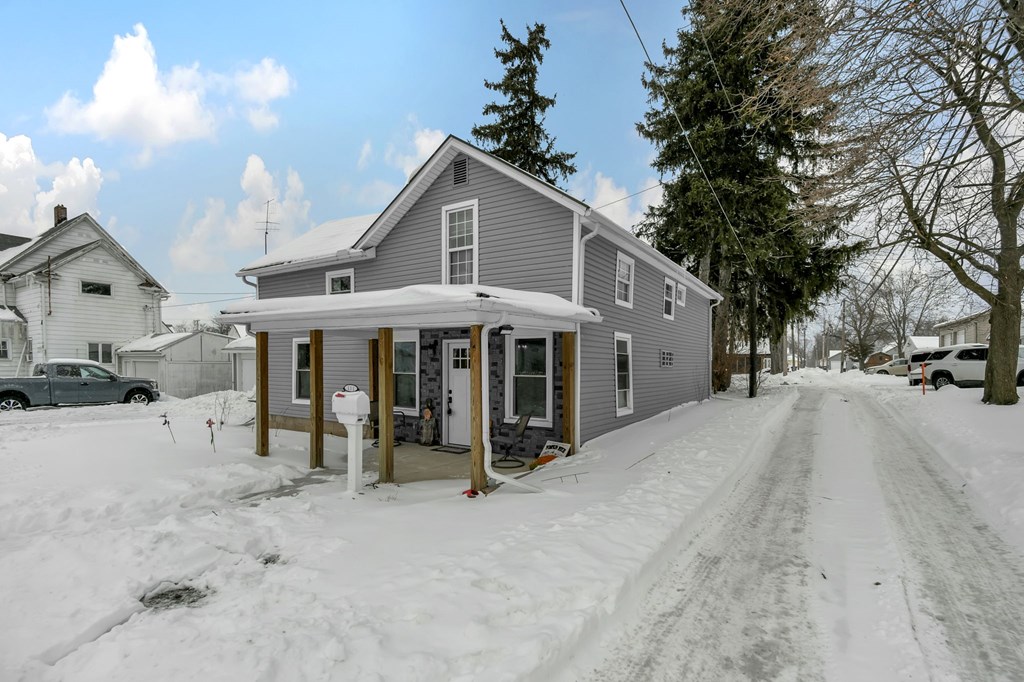 111 E Tiffin Street, Willard, Ohio 44890, 4 Bedrooms Bedrooms, ,2 BathroomsBathrooms,Residential,For Sale,Tiffin Street,9070387