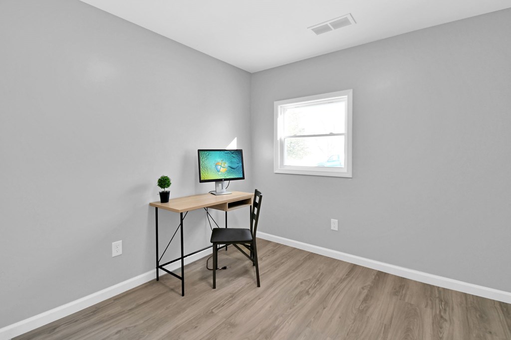 3872 Snodgrass Road, Mansfield, Ohio 44903, 4 Bedrooms Bedrooms, ,2 BathroomsBathrooms,Residential,For Sale,Snodgrass Road,9070395