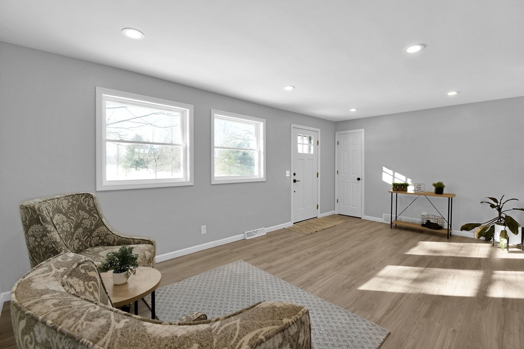 3872 Snodgrass Road, Mansfield, Ohio 44903, 4 Bedrooms Bedrooms, ,2 BathroomsBathrooms,Residential,For Sale,Snodgrass Road,9070395