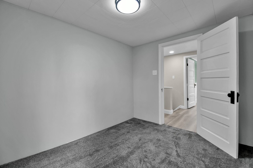 453 E Mansfield Street, New Washington, Ohio 44854, 3 Bedrooms Bedrooms, ,2 BathroomsBathrooms,Residential,For Sale,Mansfield Street,9070403