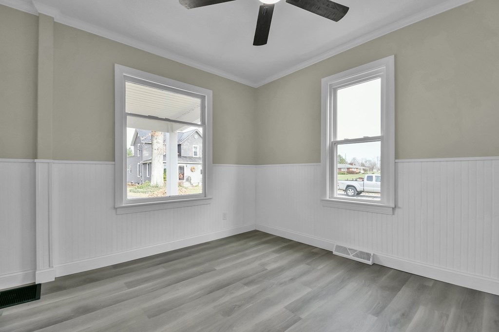 453 E Mansfield Street, New Washington, Ohio 44854, 3 Bedrooms Bedrooms, ,2 BathroomsBathrooms,Residential,For Sale,Mansfield Street,9070403