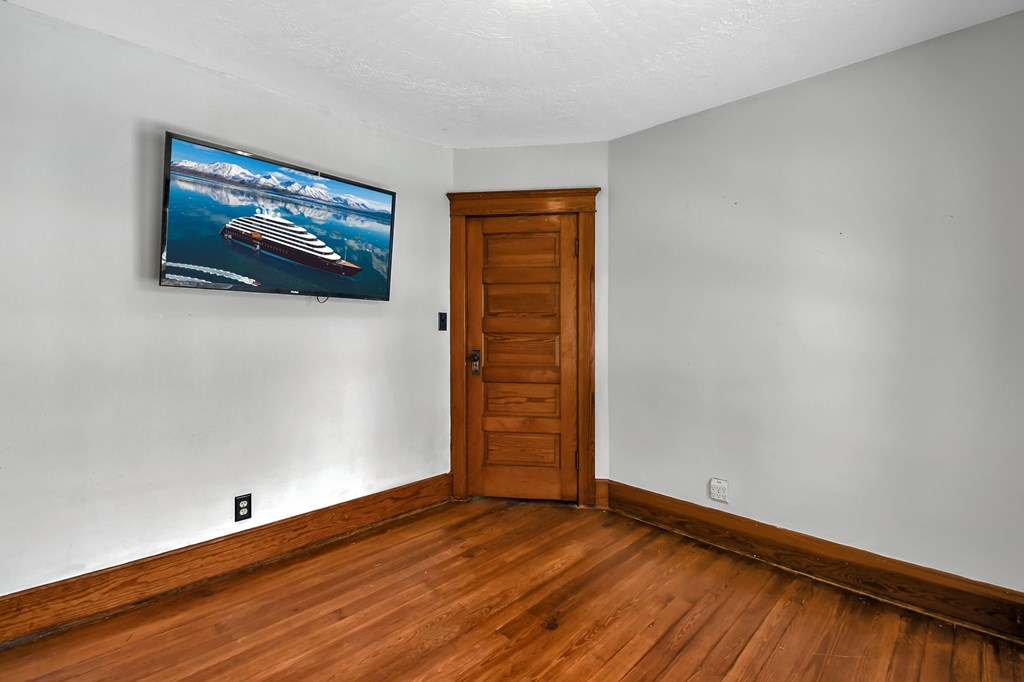 419 Maplewood Street, Willard, Ohio 44890, 4 Bedrooms Bedrooms, ,1 BathroomBathrooms,Residential,For Sale,Maplewood Street,9070409 419 Maplewood Street, Willard, Ohio 44890, 4 Bedrooms Bedrooms, ,1 BathroomBathrooms,Residential,For Sale,Maplewood Street,9070409