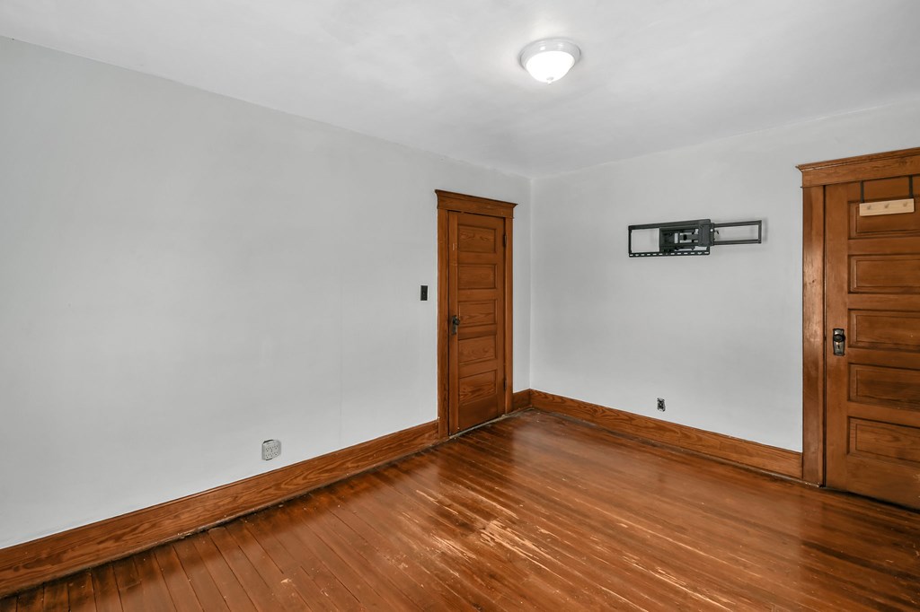 419 Maplewood Street, Willard, Ohio 44890, 4 Bedrooms Bedrooms, ,1 BathroomBathrooms,Residential,For Sale,Maplewood Street,9070409 419 Maplewood Street, Willard, Ohio 44890, 4 Bedrooms Bedrooms, ,1 BathroomBathrooms,Residential,For Sale,Maplewood Street,9070409