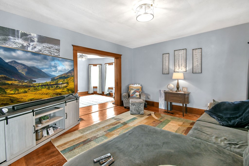 419 Maplewood Street, Willard, Ohio 44890, 4 Bedrooms Bedrooms, ,1 BathroomBathrooms,Residential,For Sale,Maplewood Street,9070409 419 Maplewood Street, Willard, Ohio 44890, 4 Bedrooms Bedrooms, ,1 BathroomBathrooms,Residential,For Sale,Maplewood Street,9070409