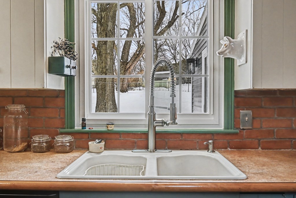 1326 Rosedale Drive, Mansfield, Ohio 44906, 4 Bedrooms Bedrooms, ,2 BathroomsBathrooms,Residential,For Sale,Rosedale Drive,9070413