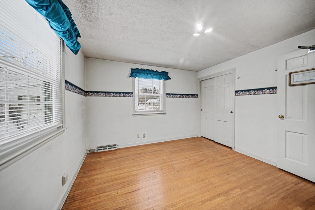 1326 Rosedale Drive, Mansfield, Ohio 44906, 4 Bedrooms Bedrooms, ,2 BathroomsBathrooms,Residential,For Sale,Rosedale Drive,9070413