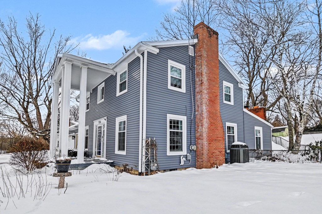 1326 Rosedale Drive, Mansfield, Ohio 44906, 4 Bedrooms Bedrooms, ,2 BathroomsBathrooms,Residential,For Sale,Rosedale Drive,9070413