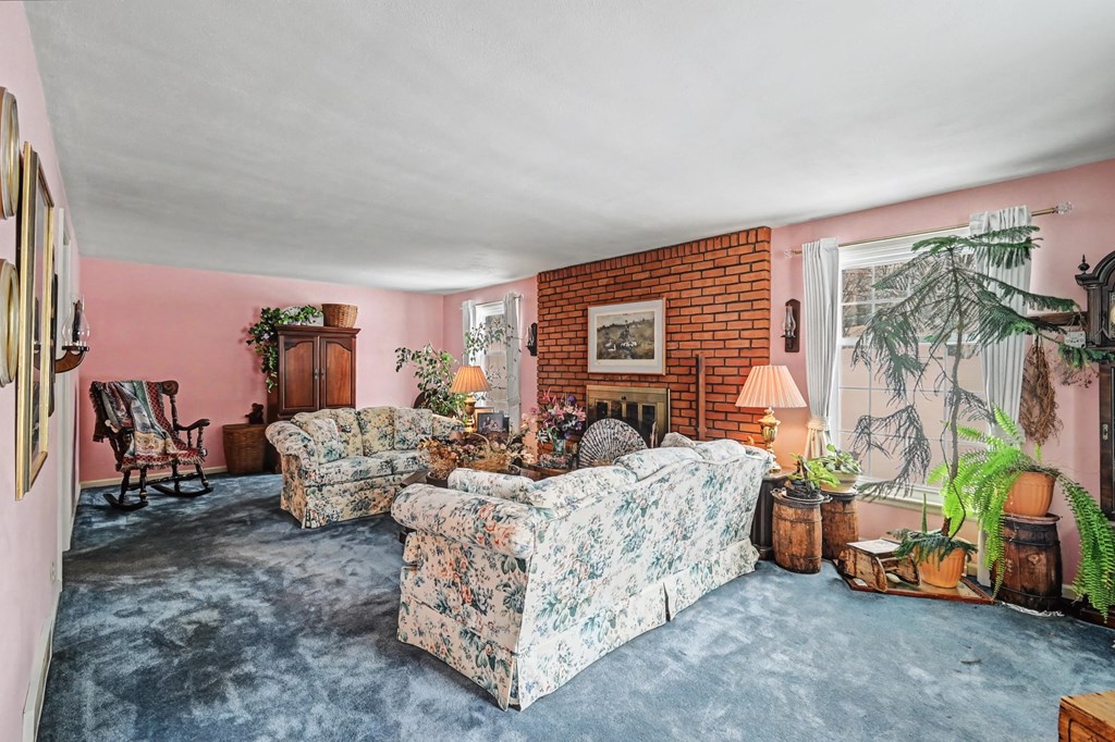 1326 Rosedale Drive, Mansfield, Ohio 44906, 4 Bedrooms Bedrooms, ,2 BathroomsBathrooms,Residential,For Sale,Rosedale Drive,9070413