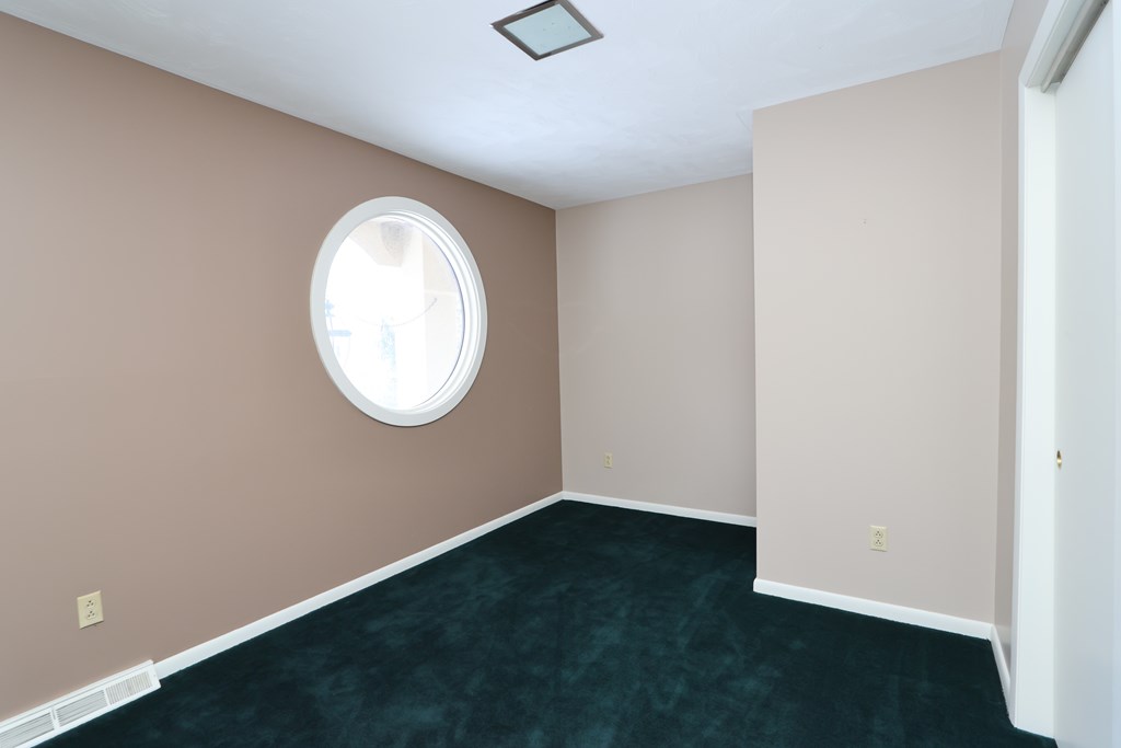 400 Garver Road, Mansfield, Ohio 44903, 5 Bedrooms Bedrooms, ,3 BathroomsBathrooms,Residential,For Sale,Garver Road,9070417