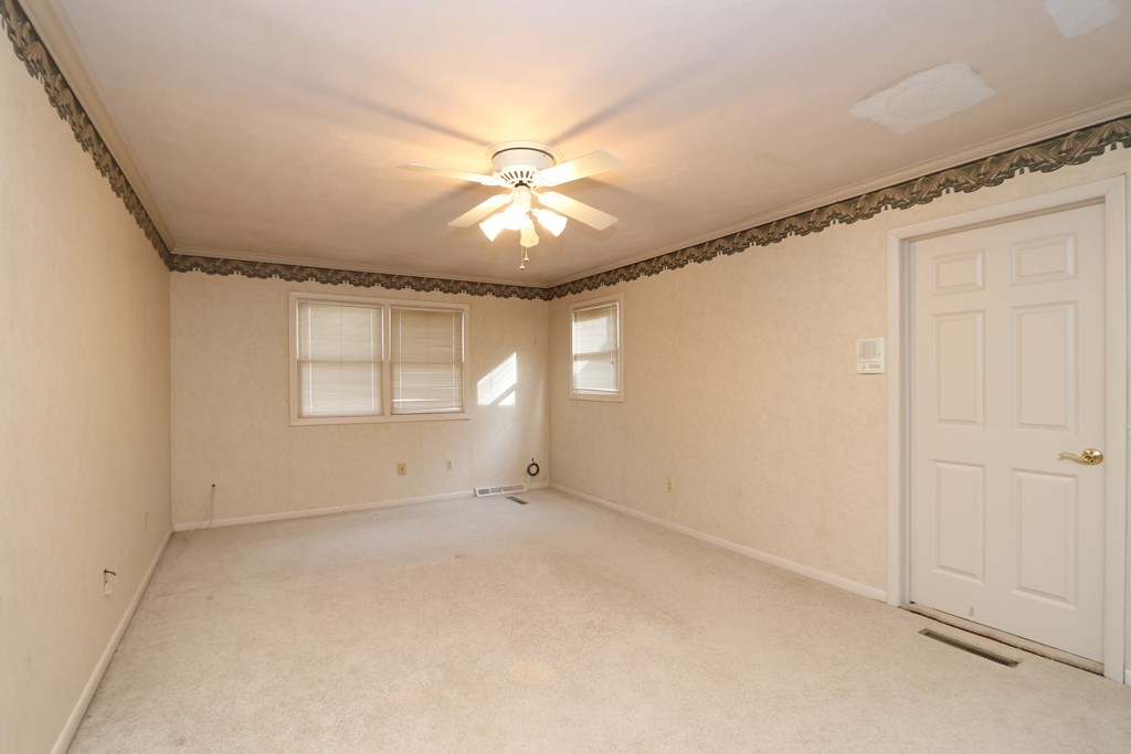 400 Garver Road, Mansfield, Ohio 44903, 5 Bedrooms Bedrooms, ,3 BathroomsBathrooms,Residential,For Sale,Garver Road,9070417