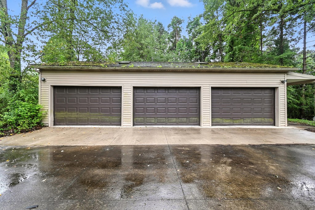 400 Garver Road, Mansfield, Ohio 44903, 5 Bedrooms Bedrooms, ,3 BathroomsBathrooms,Residential,For Sale,Garver Road,9070417