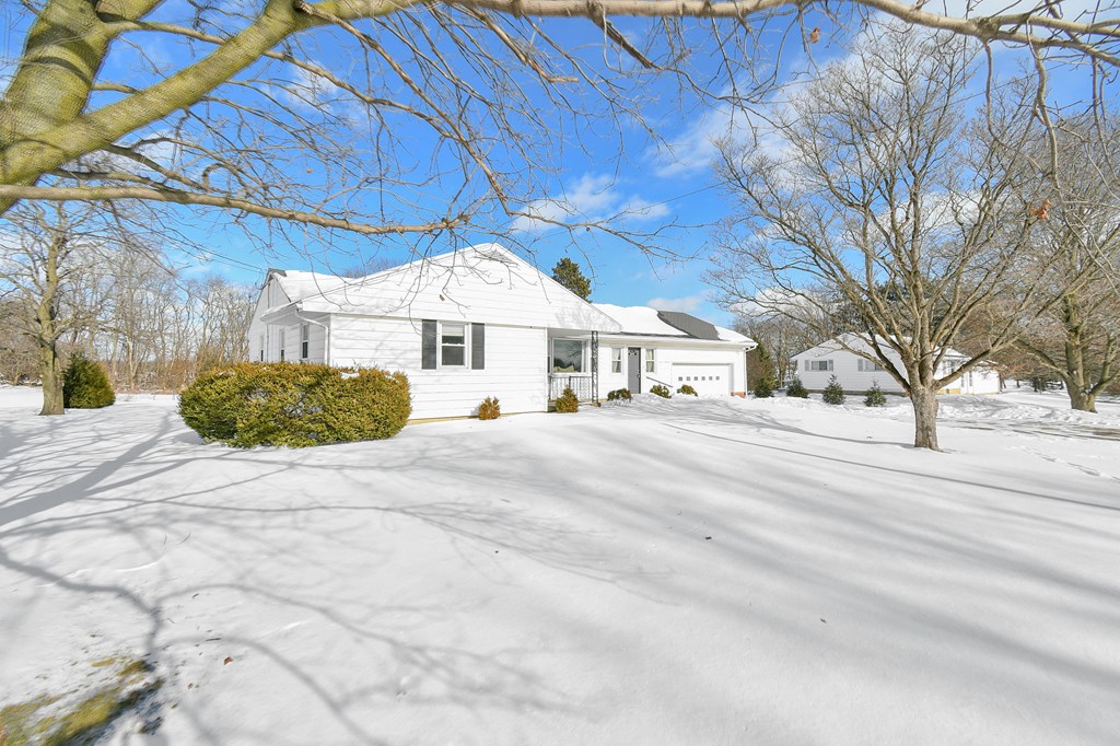 1319 State Route 603, Ashland, Ohio 44805, 3 Bedrooms Bedrooms, ,1 BathroomBathrooms,Residential,For Sale,State Route 603,9070428 1319 State Route 603, Ashland, Ohio 44805, 3 Bedrooms Bedrooms, ,1 BathroomBathrooms,Residential,For Sale,State Route 603,9070428