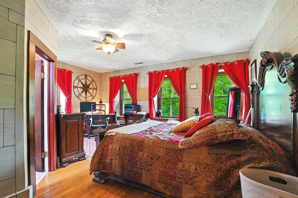 291 N Stewart Road, Mansfield, Ohio 44905, 6 Bedrooms Bedrooms, ,4 BathroomsBathrooms,Residential,For Sale,Stewart Road,9067300