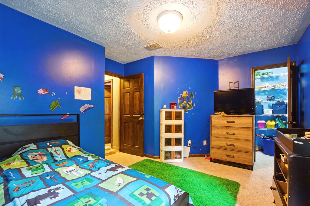 291 N Stewart Road, Mansfield, Ohio 44905, 6 Bedrooms Bedrooms, ,4 BathroomsBathrooms,Residential,For Sale,Stewart Road,9067300