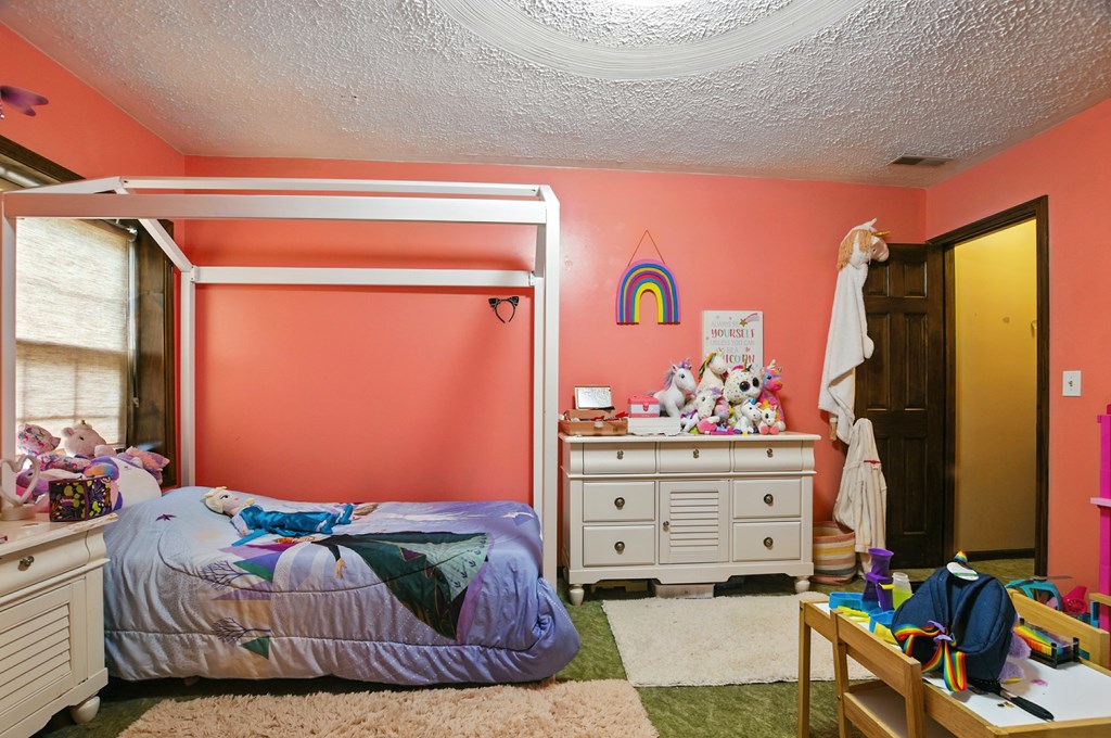 291 N Stewart Road, Mansfield, Ohio 44905, 6 Bedrooms Bedrooms, ,4 BathroomsBathrooms,Residential,For Sale,Stewart Road,9067300