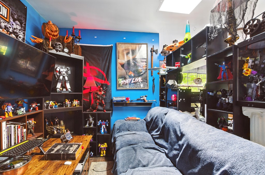 291 N Stewart Road, Mansfield, Ohio 44905, 6 Bedrooms Bedrooms, ,4 BathroomsBathrooms,Residential,For Sale,Stewart Road,9067300