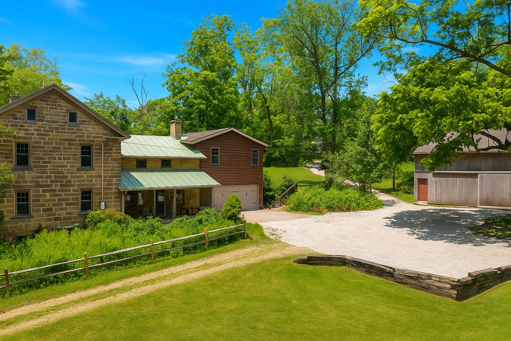 291 N Stewart Road, Mansfield, Ohio 44905, 6 Bedrooms Bedrooms, ,4 BathroomsBathrooms,Residential,For Sale,Stewart Road,9067300