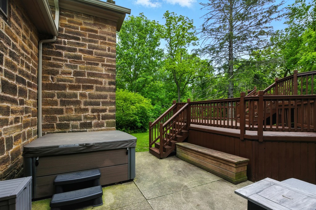 291 N Stewart Road, Mansfield, Ohio 44905, 6 Bedrooms Bedrooms, ,4 BathroomsBathrooms,Residential,For Sale,Stewart Road,9067300